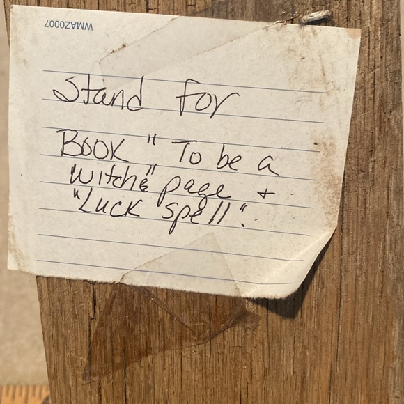 NWOT Solid Wood Stand for Book “To Be a Witch” page + “Luck Spell” - Picture 2 of 5